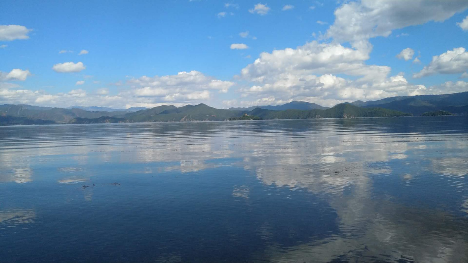 泸沽湖