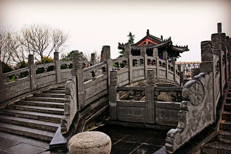 洛阳城